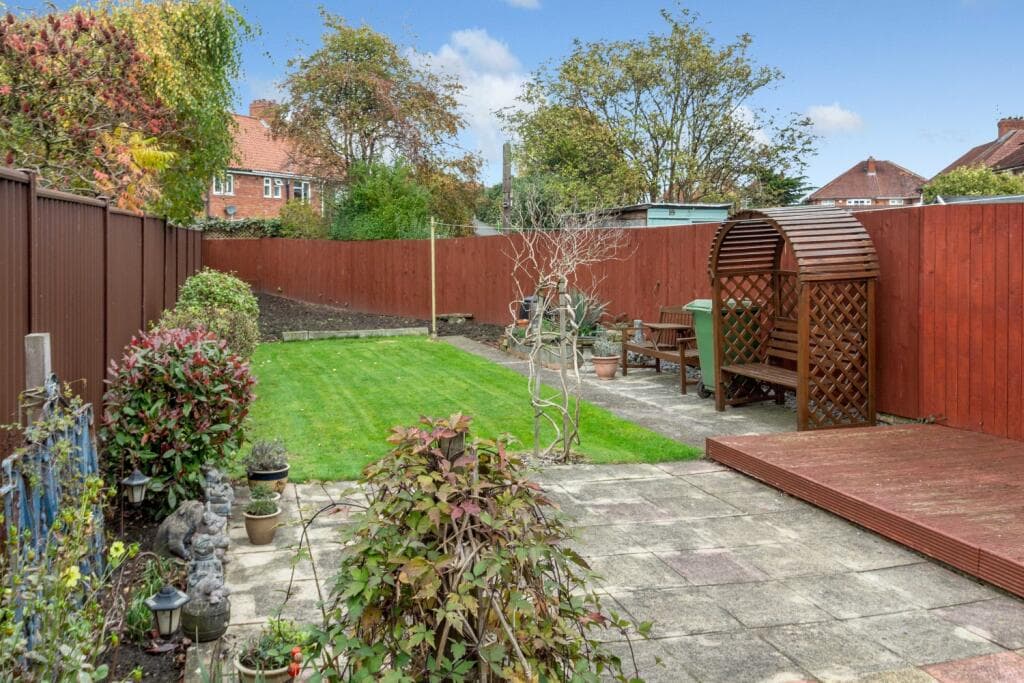 2 bedroom semi-detached house for sale in Shirley Avenue, York, North Yorkshire, YO26 5NJ, YO26 Image 4