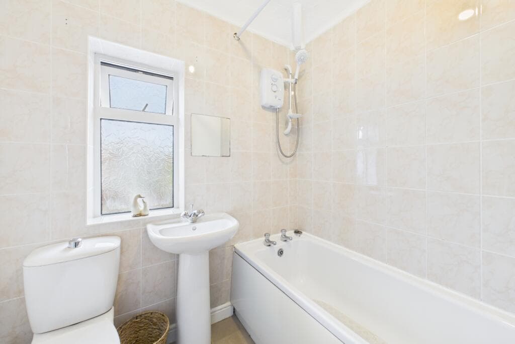 2 bedroom semi-detached house for sale in Shirley Avenue, York, North Yorkshire, YO26 5NJ, YO26 Image 12