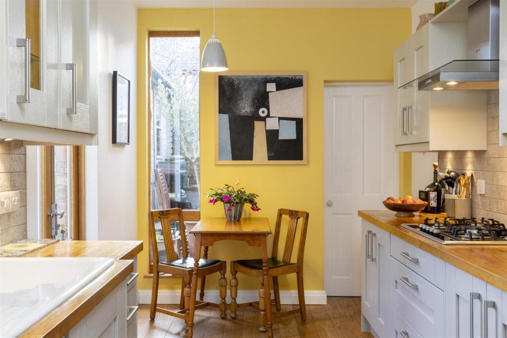 3 bedroom semi-detached house for sale in South Bank Avenue, York, YO23 Image 10