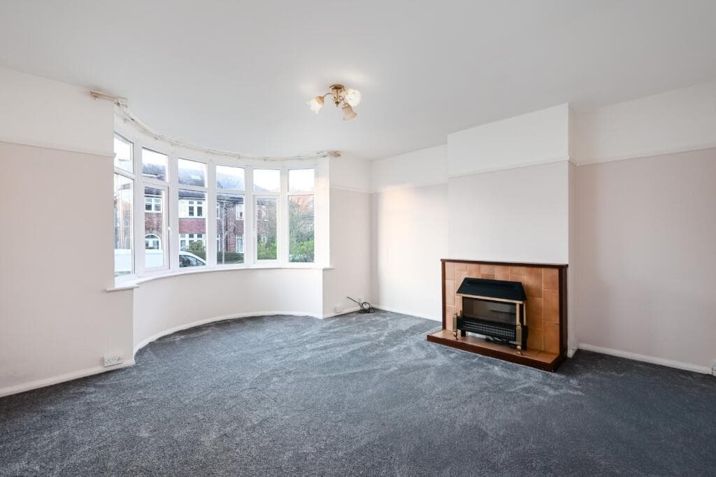 2 Bedroom Flat For Rent In Manor Drive North, Boroughbridge Road, York, Yo26 Image 3