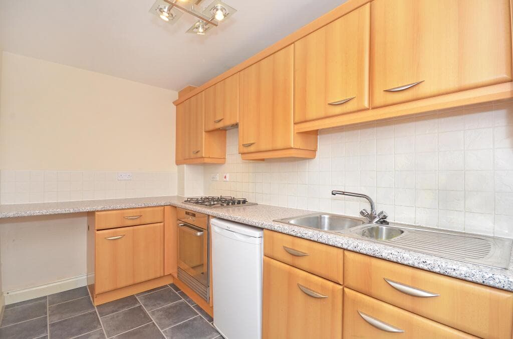 3 bedroom house for rent in Tedder Road, Acomb, York, YO24 Image 5