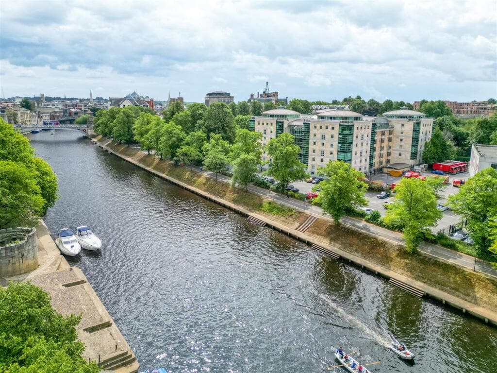 2 Bedroom Apartment For Rent In Westgate Apartments, Leeman Road, York, Yo26 4zp, Yo26 Image 5