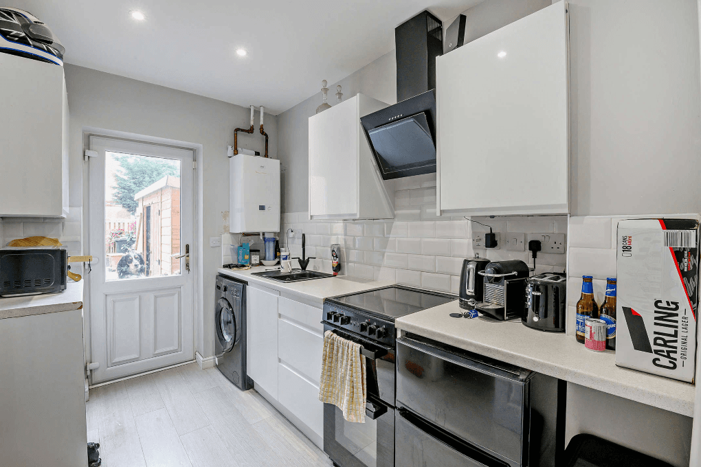 4 bedroom terraced house for sale in Landalewood Road, York, North Yorkshire, YO30 Image 10