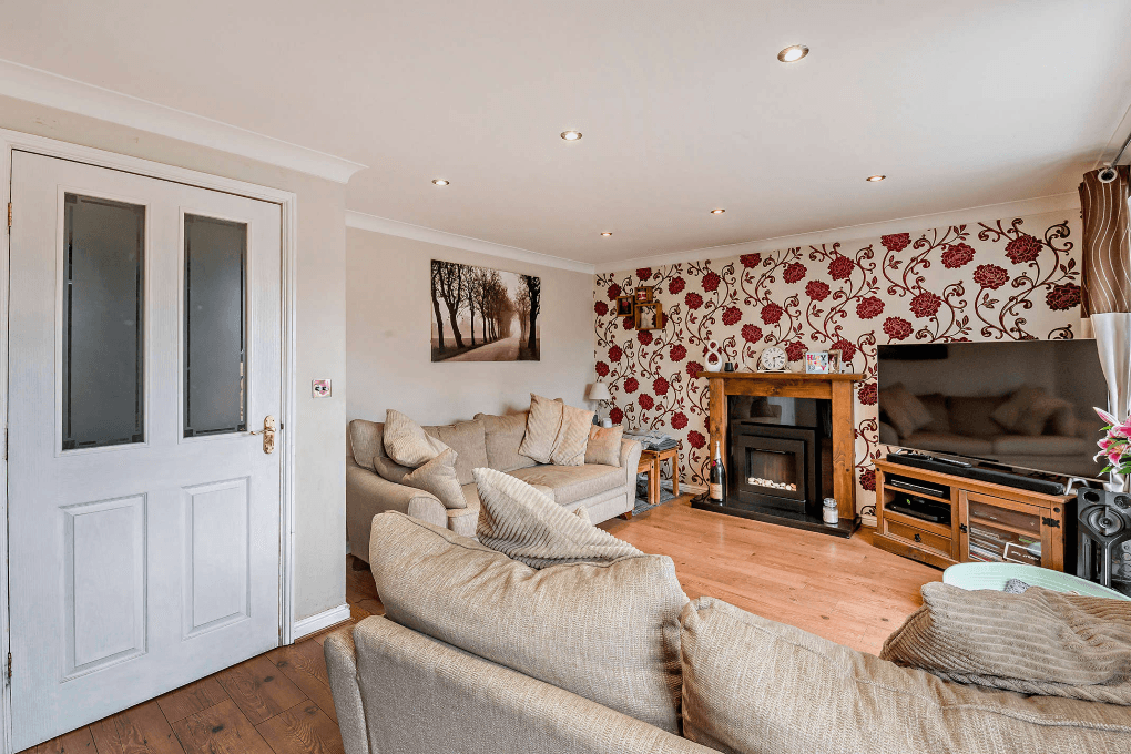 4 bedroom terraced house for sale in Landalewood Road, York, North Yorkshire, YO30 Image 6