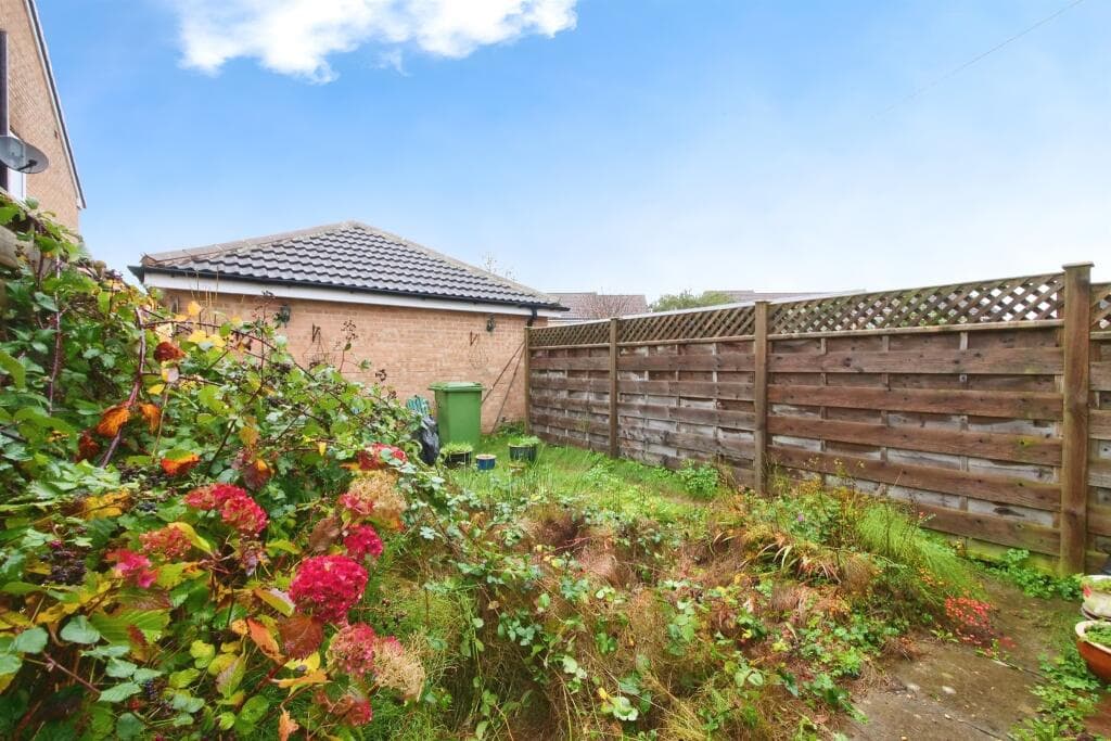 2 Bedroom End Of Terrace House For Sale In Tamworth Road, York, Yo30 Image 8