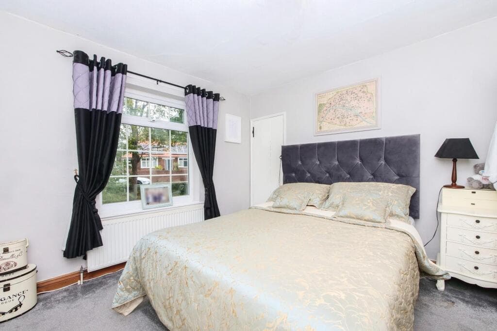 2 bedroom semi-detached house for sale in The Green, Acomb, York, YO26 Image 12