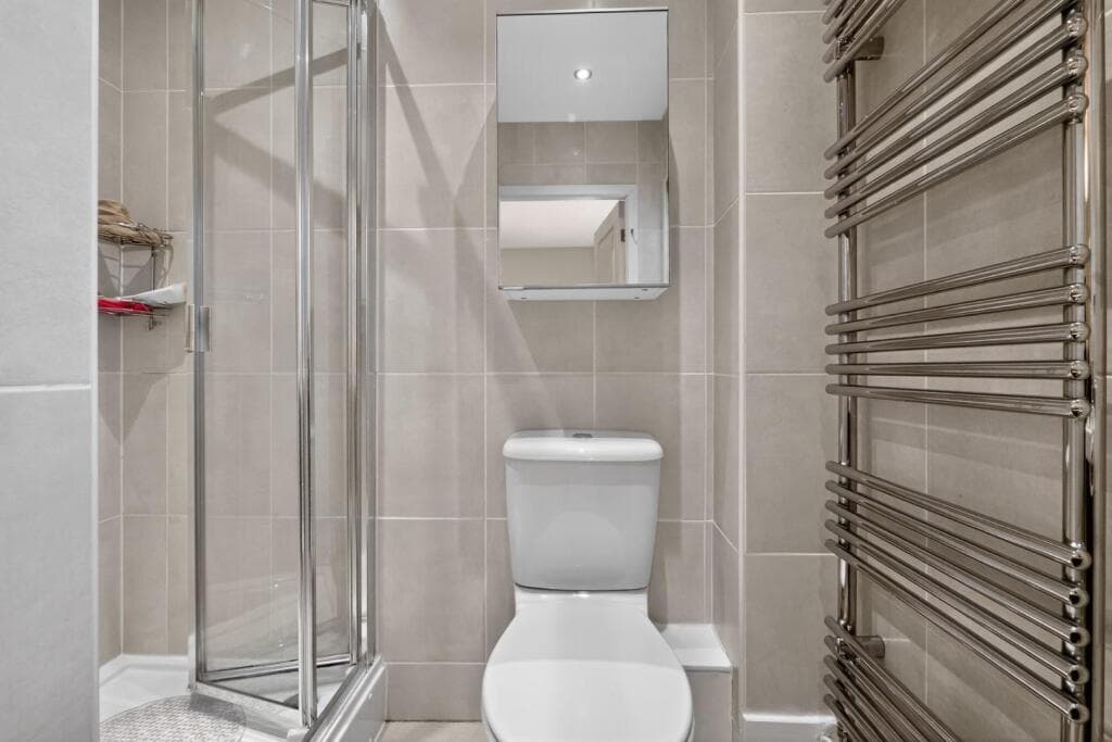 4 bedroom town house for sale in Dennison Street, York, YO31 Image 12