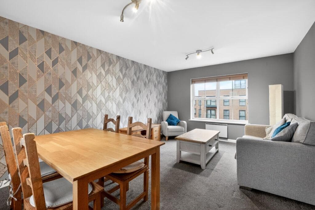 2 bedroom apartment for sale in Hallfield Road, York, YO31 Image 6