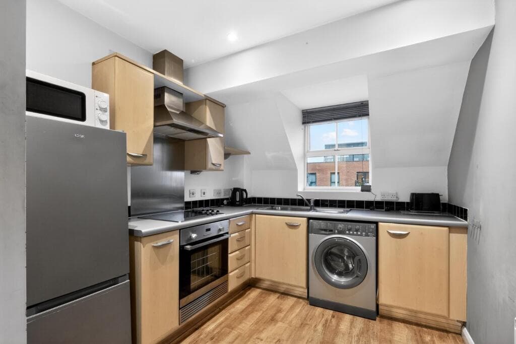 2 bedroom apartment for sale in Hallfield Road, York, YO31 Image 7