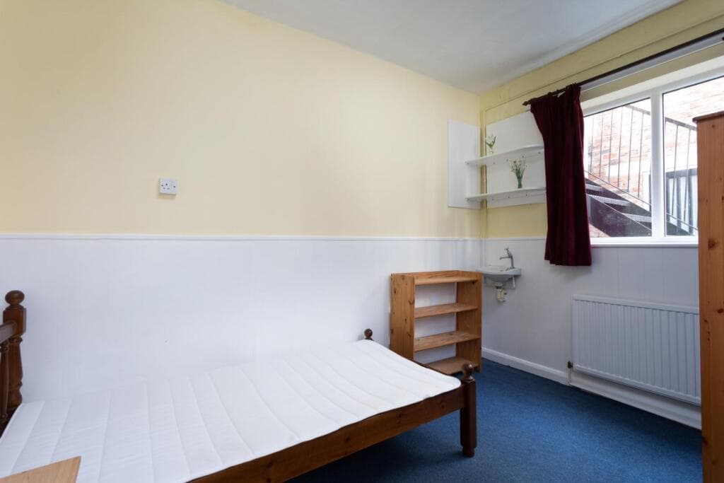 6 bedroom terraced house for sale in Wellington Street, York, YO10 Image 9