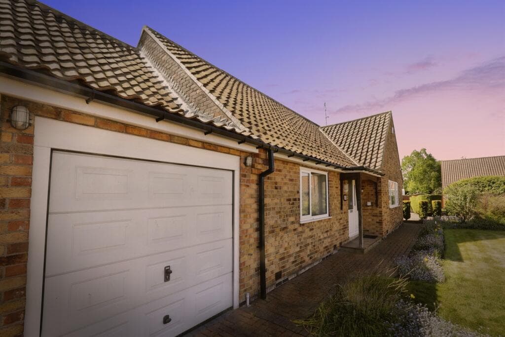 4 bedroom detached bungalow for sale in Sandstock Road, York, YO31 Image 6