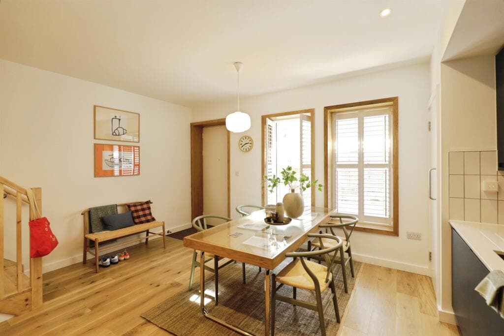 3 bedroom terraced house for sale in Duncombe Square, Burton Stone Lane, York, YO30 Image 5