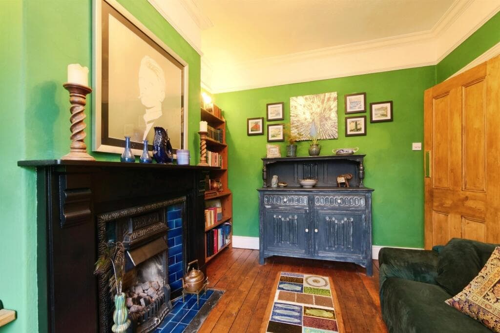 2 bedroom terraced house for sale in Huntington Road, YORK, YO31 Image 5