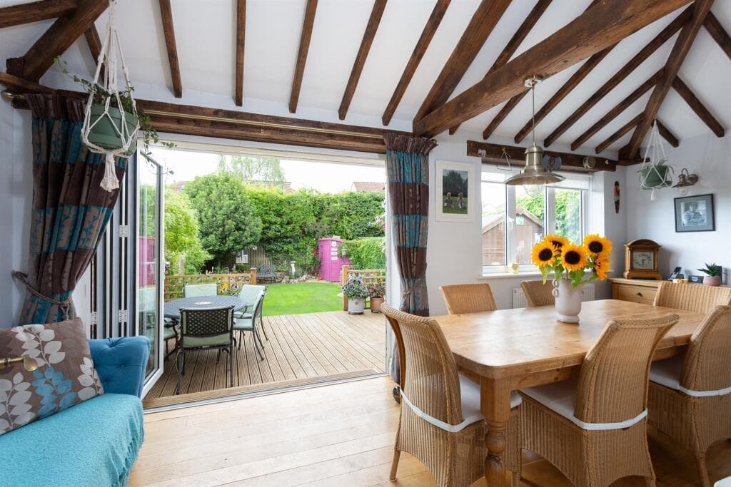 4 bedroom semi-detached house for sale in Chestnut Avenue, York, YO31 Image 7