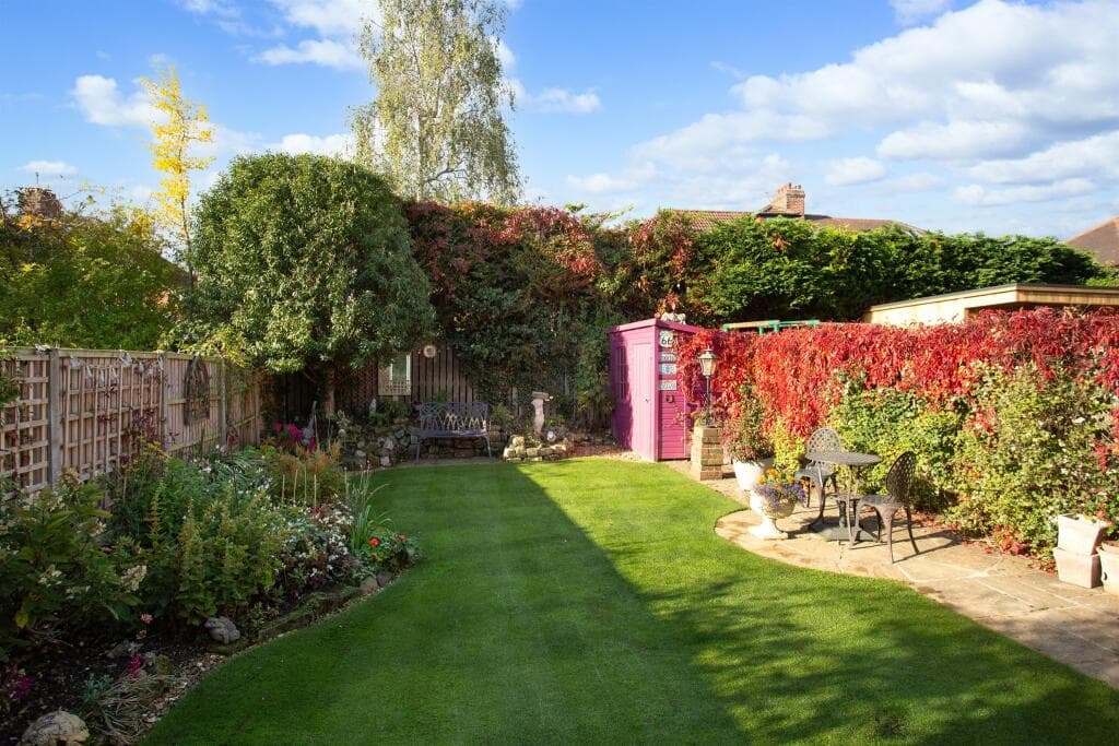 4 bedroom semi-detached house for sale in Chestnut Avenue, York, YO31 Image 12