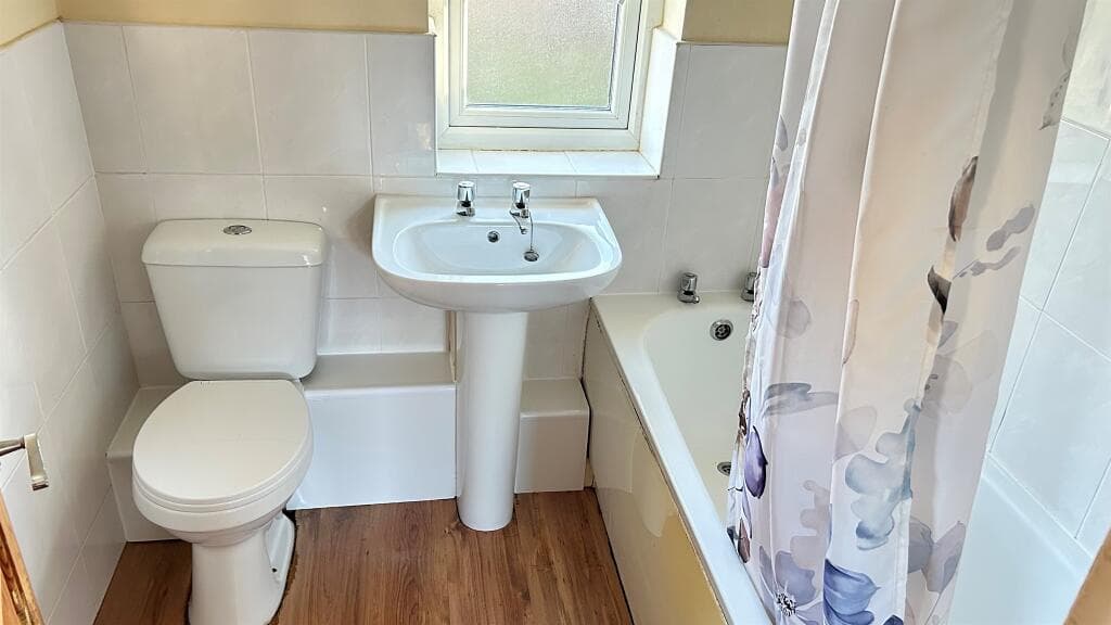 2 bedroom semi-detached house for sale in Kingsway West, York, YO24 Image 11