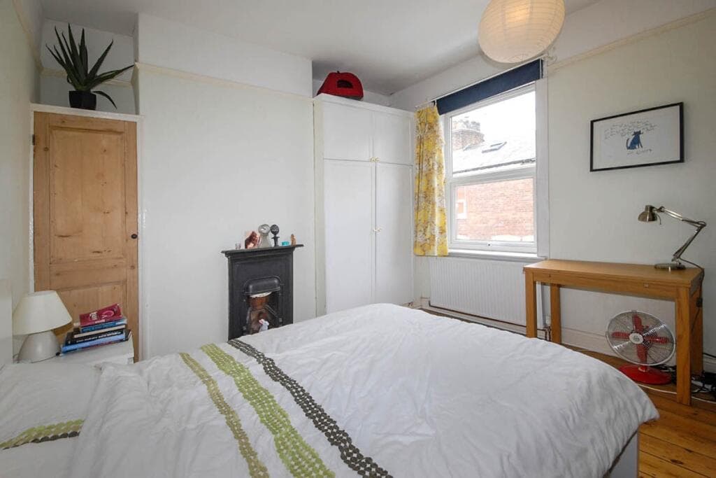 2 Bedroom Terraced House For Rent In St. Pauls Terrace, York, Yo24 Image 7