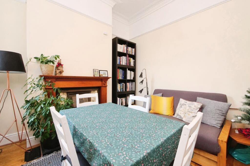 4 bedroom end of terrace house for sale in Scarcroft Hill, York, North Yorkshire, YO24 Image 4