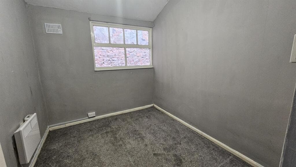 1 bedroom detached house for rent in Burton Stone Lane, Burton Stone Lane, YO30 Image 7