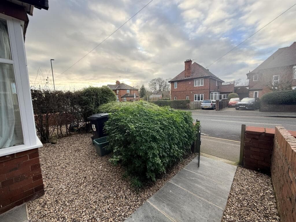 4 Bedroom House Share For Rent In 45 Carr Lane, York, Yo26 Image 3