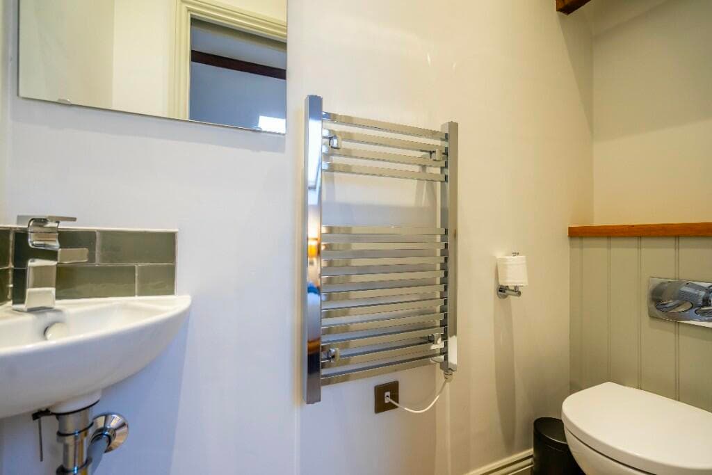 3 Bedroom House For Rent In Lower Darnborough Street, York, North Yorkshire, Yo23 Image 12