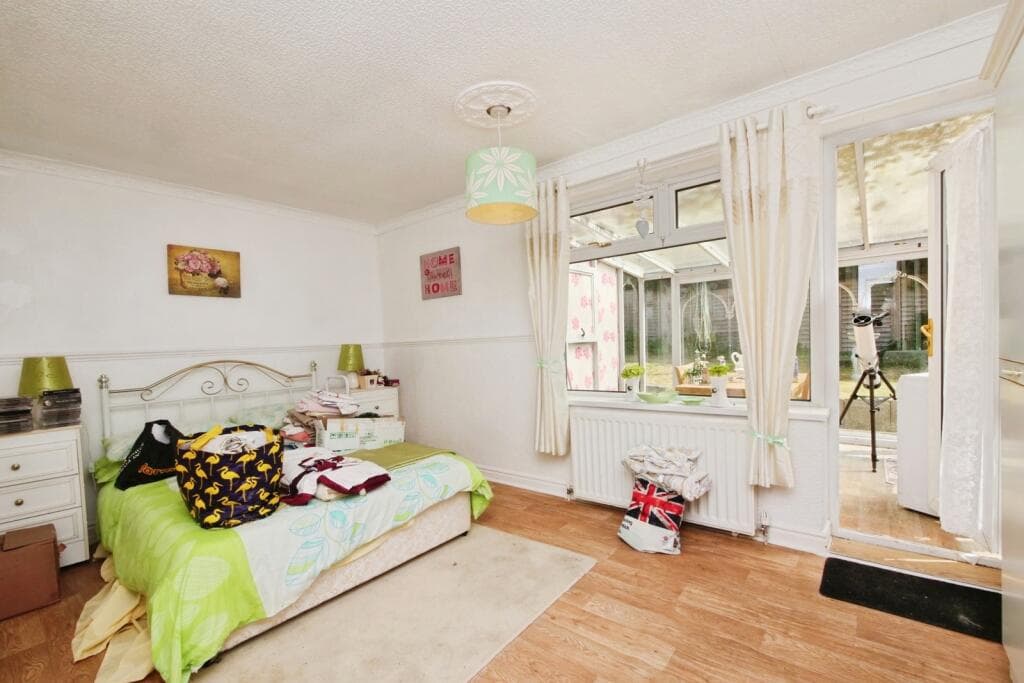 3 bedroom bungalow for sale in West Bank, York, North Yorkshire, YO24 Image 6