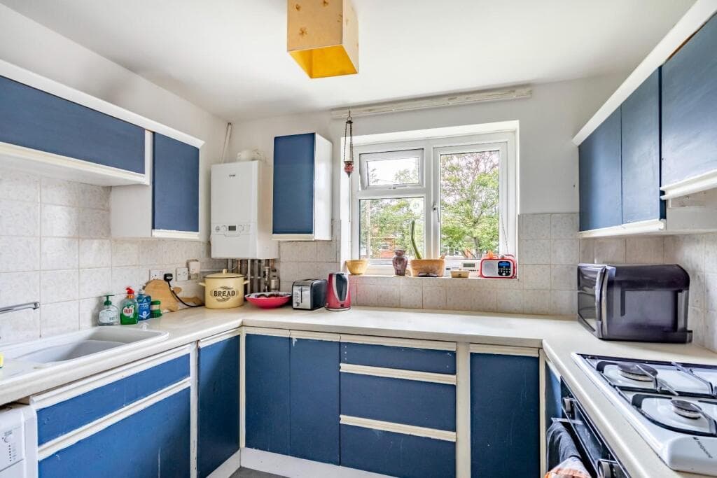 2 bedroom apartment for sale in Broadway,  Fulford, York, YO10 Image 2