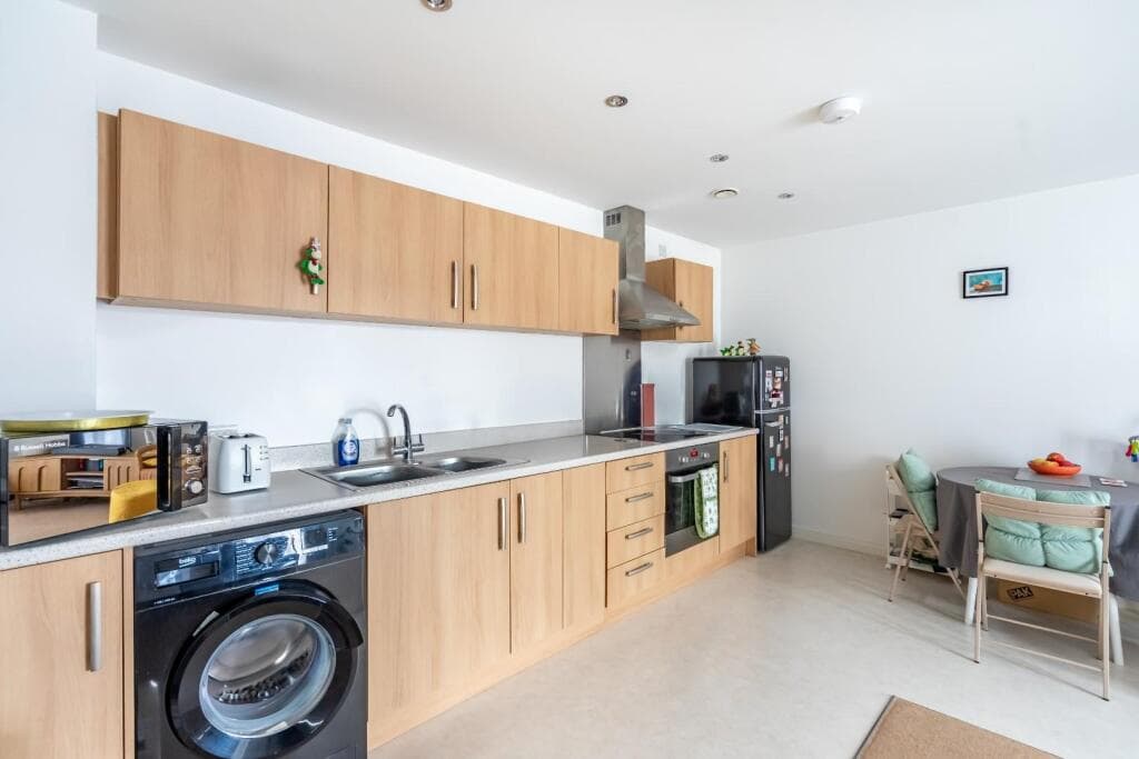 2 bedroom apartment for sale in College Court, Dringhouses, York, YO24 Image 3