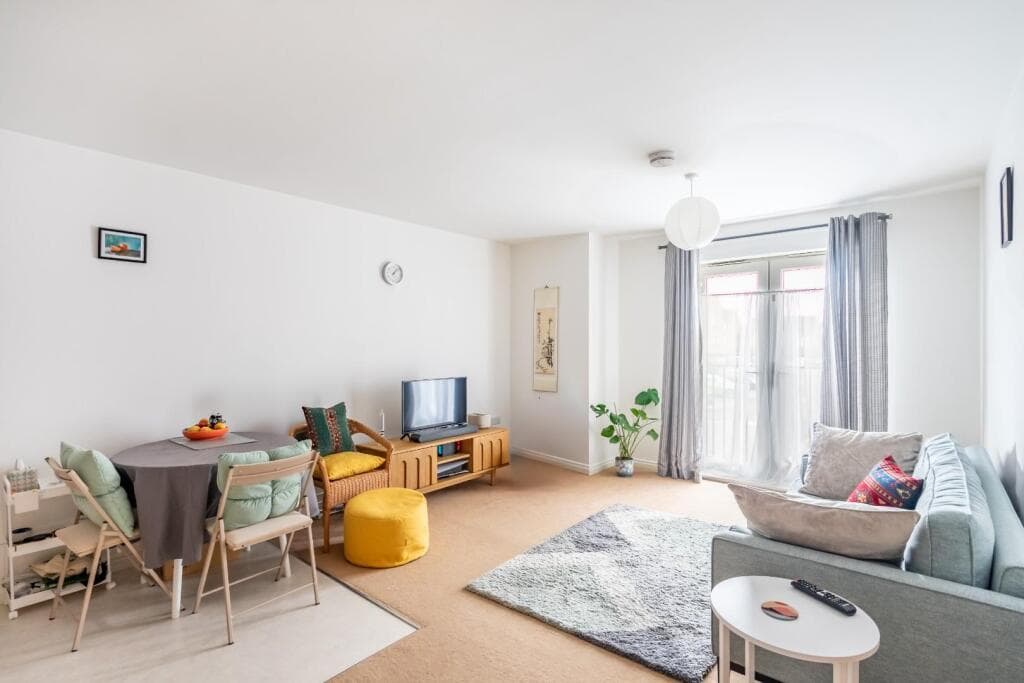 2 bedroom apartment for sale in College Court, Dringhouses, York, YO24 Image 4