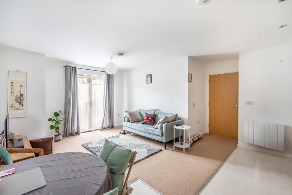 2 bedroom apartment for sale in College Court, Dringhouses, York, YO24 Image 5