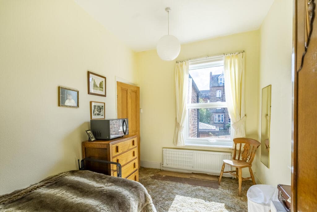 3 bedroom terraced house for sale in Alma Terrace, York, YO10 Image 10