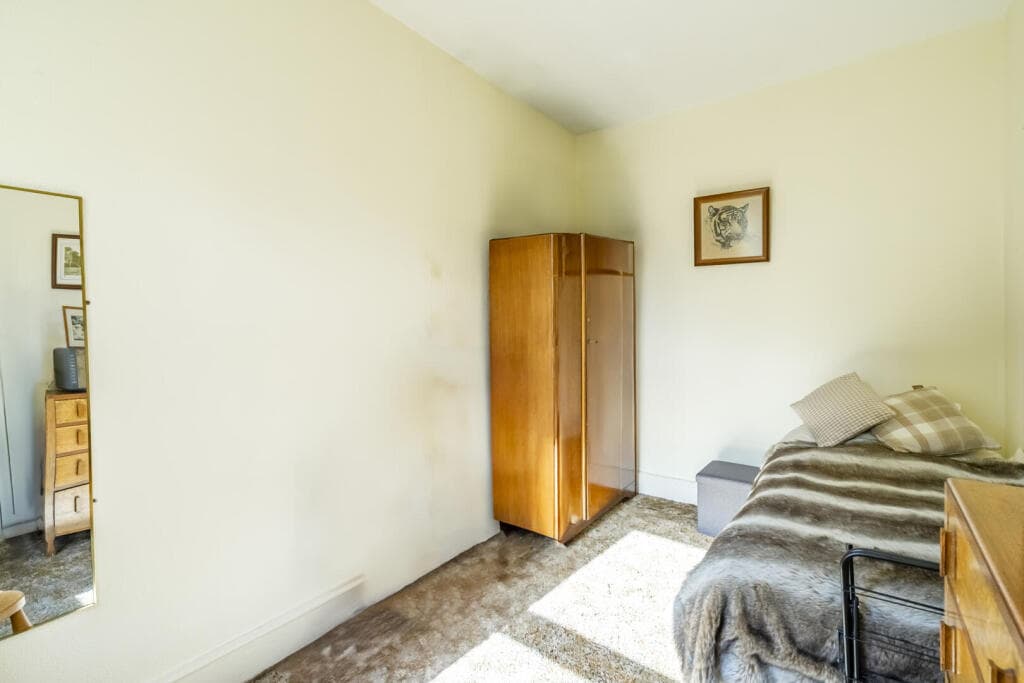 3 bedroom terraced house for sale in Alma Terrace, York, YO10 Image 11