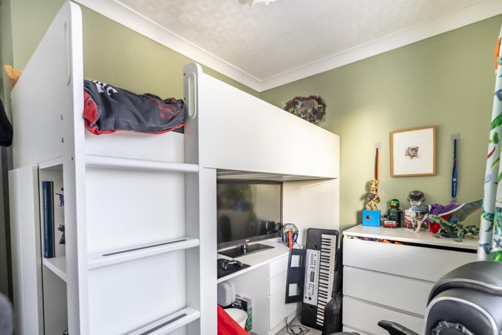 3 bedroom semi-detached house for sale in Wetherby Road, York, YO26 Image 9