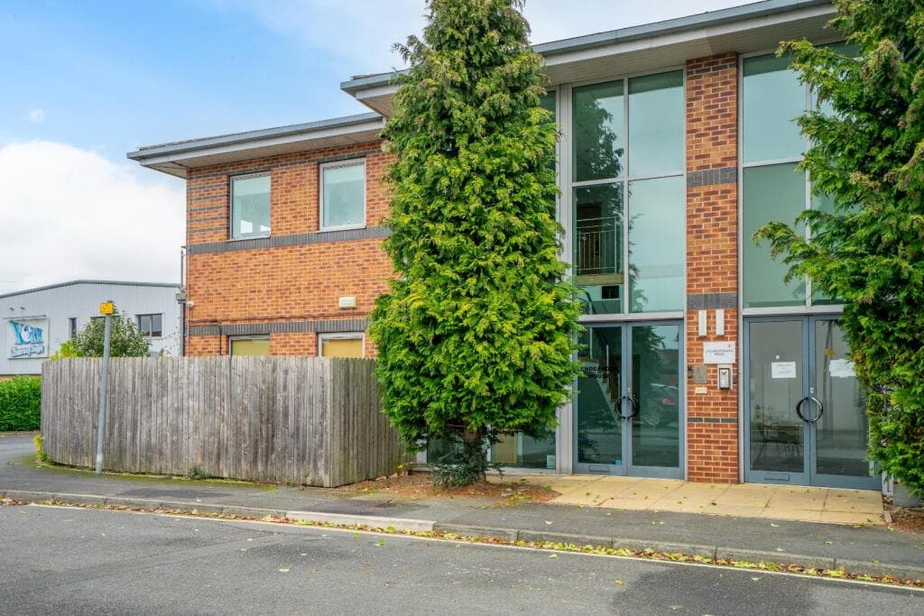 2 bedroom apartment for sale in George Cayley Drive, York, YO30 - Flat/Apartment in york