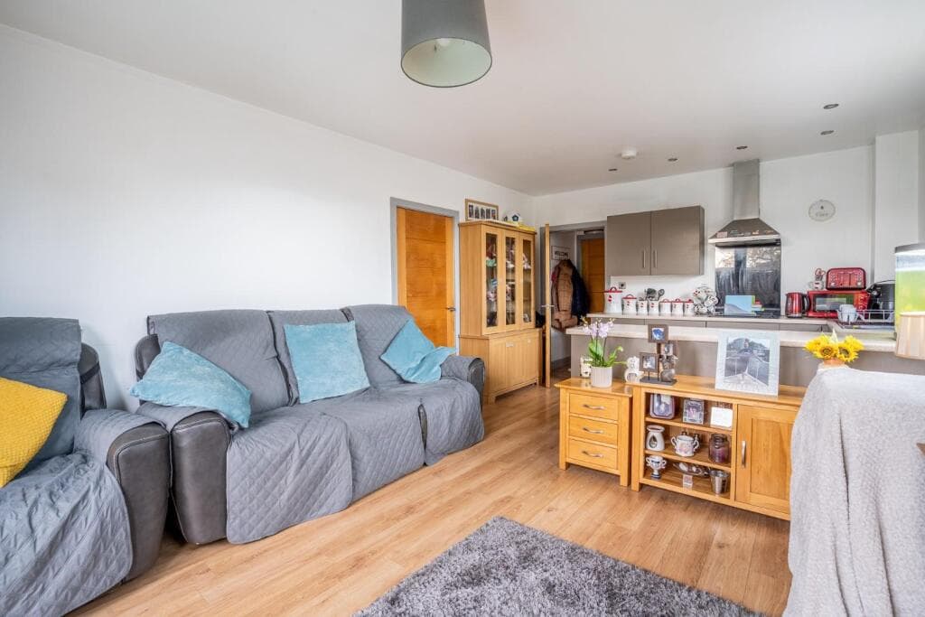2 bedroom apartment for sale in George Cayley Drive, York, YO30 Image 4