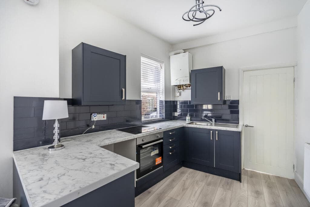 1 Bedroom Apartment For Sale In Stamford Street East Leeman Road, Yo26 Image 4