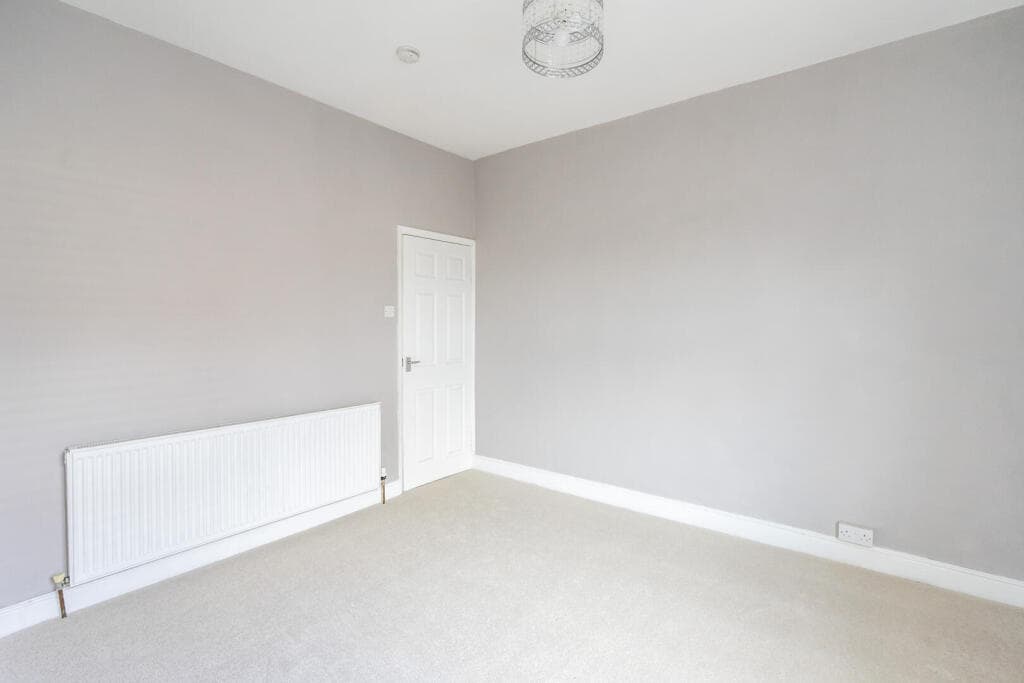 1 Bedroom Apartment For Sale In Stamford Street East, York, Yo26 Image 5