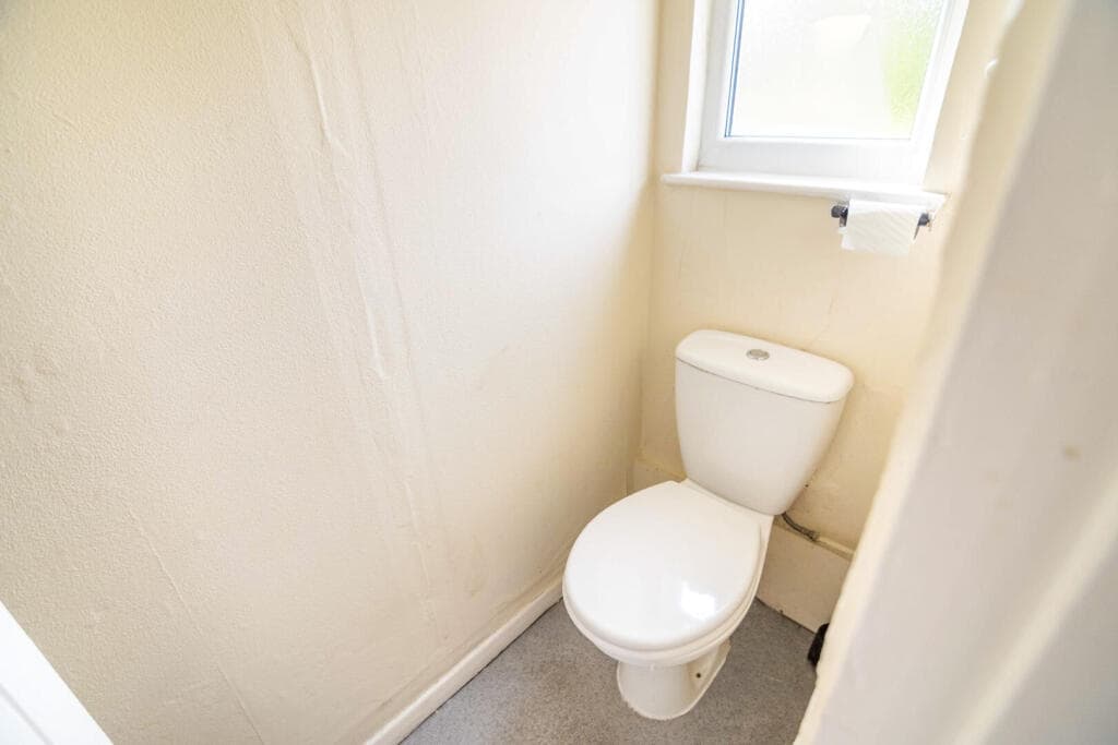 4 bedroom semi-detached house for sale in Alne Terrace, York, YO10 Image 6