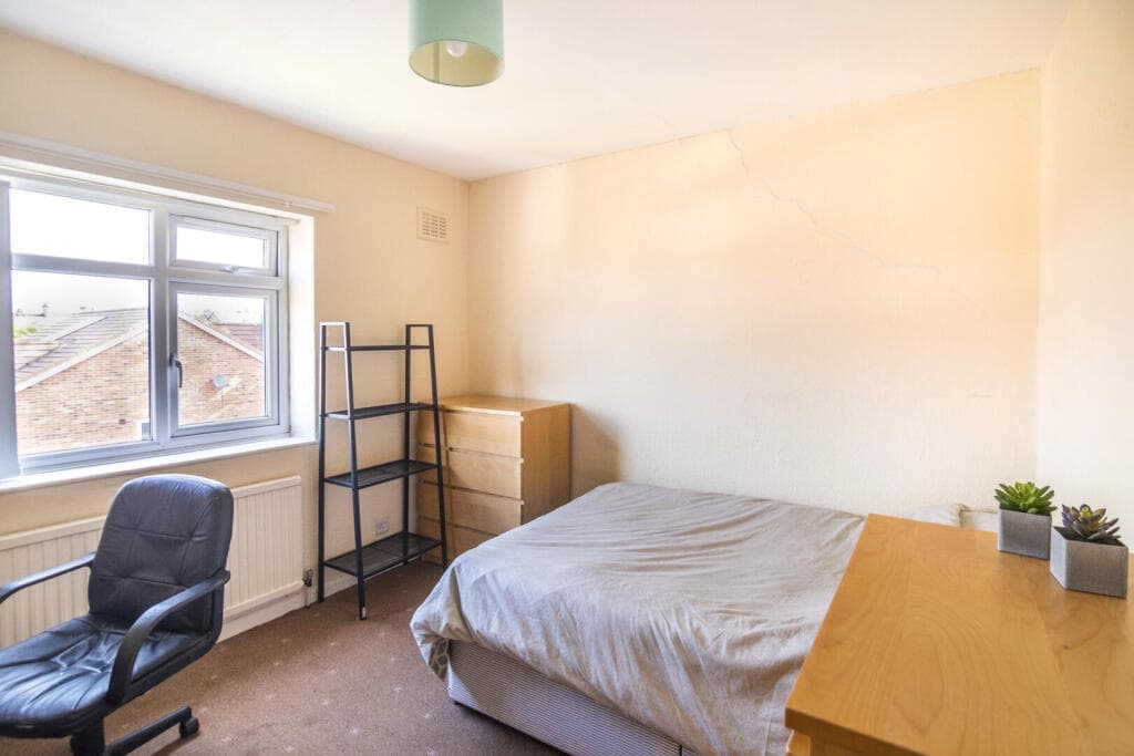 4 bedroom semi-detached house for sale in Alne Terrace, York, YO10 Image 11