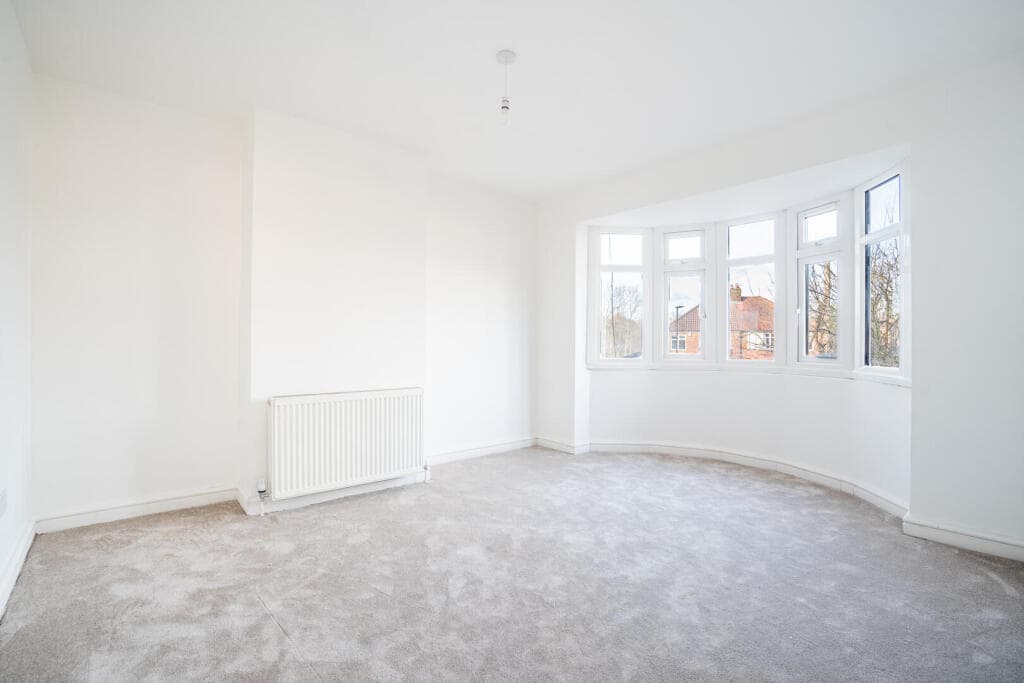 5 bedroom semi-detached house for sale in Hilbeck Grove, York, YO31 Image 11