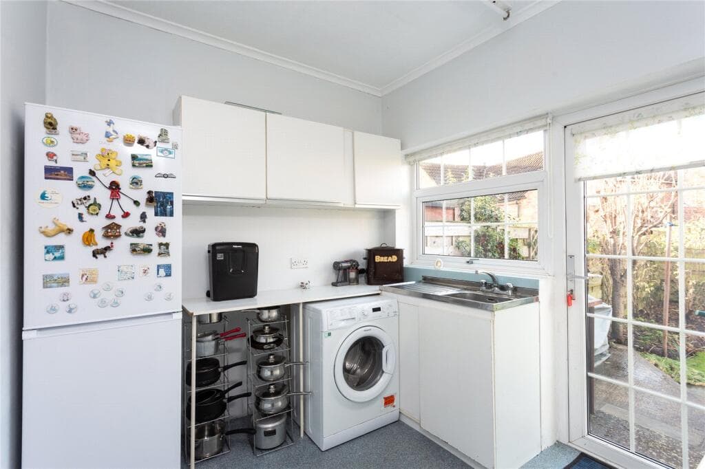 4 bedroom detached house for sale in Huntington Road, York, North Yorkshire, YO31 Image 5