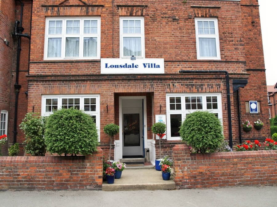 Accommodation at Lonsdale Villa in spa bridge