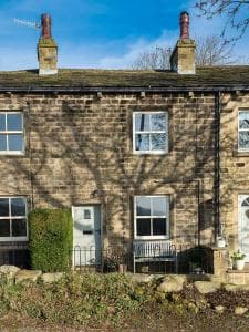 Accommodation at Beacon Cottage, Ilkley in ilkley