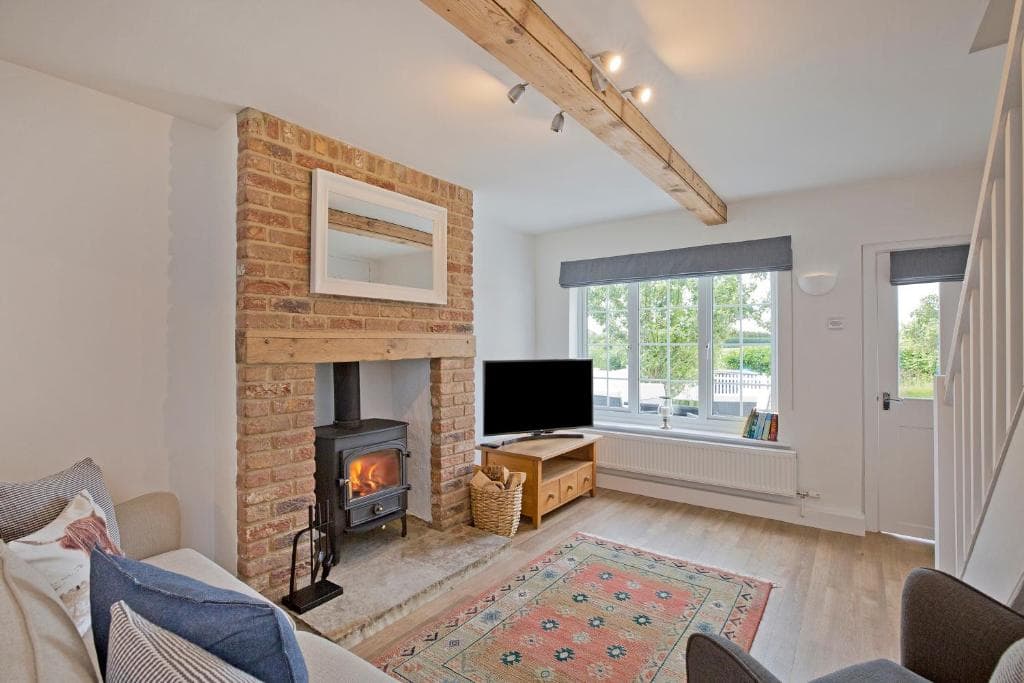 Accommodation at Off-street parking Countryside views Log burner in york