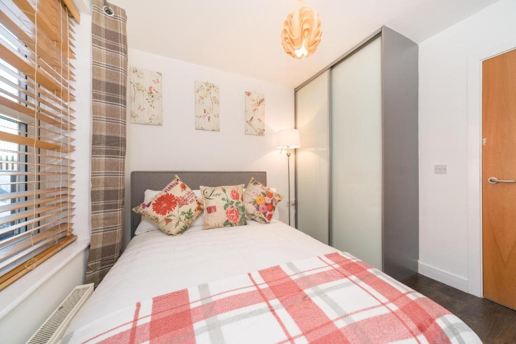 Accommodation at Posh Parlour By Jesouth in hull