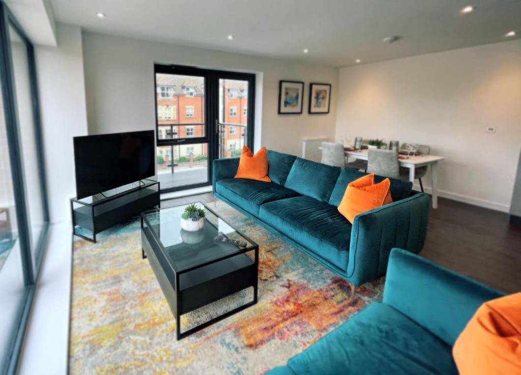 Icona Luxury Apartment - Minster Views & Allocated parking