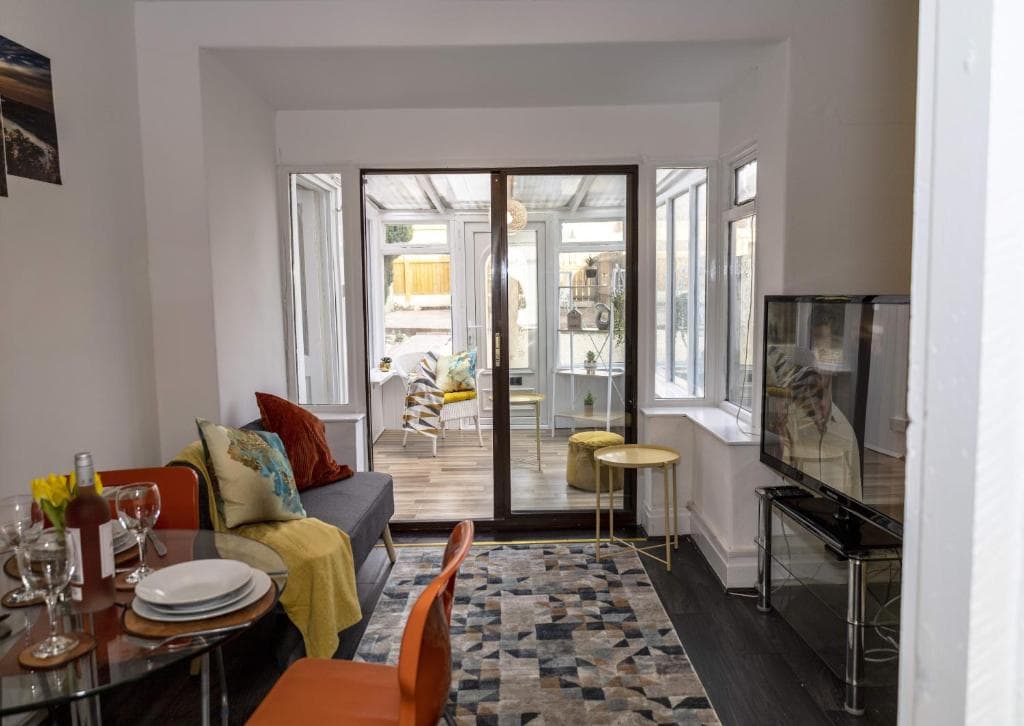 Norton Hillside-on-Tees 7 Sleeper, 4 Bedroom house