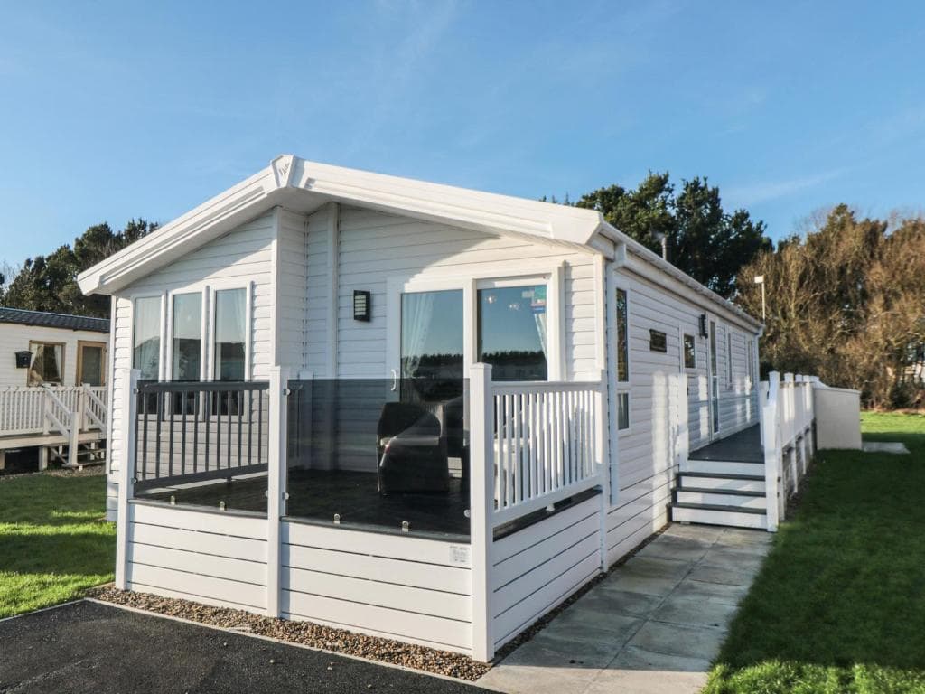 Accommodation at 40 Finch in scarborough