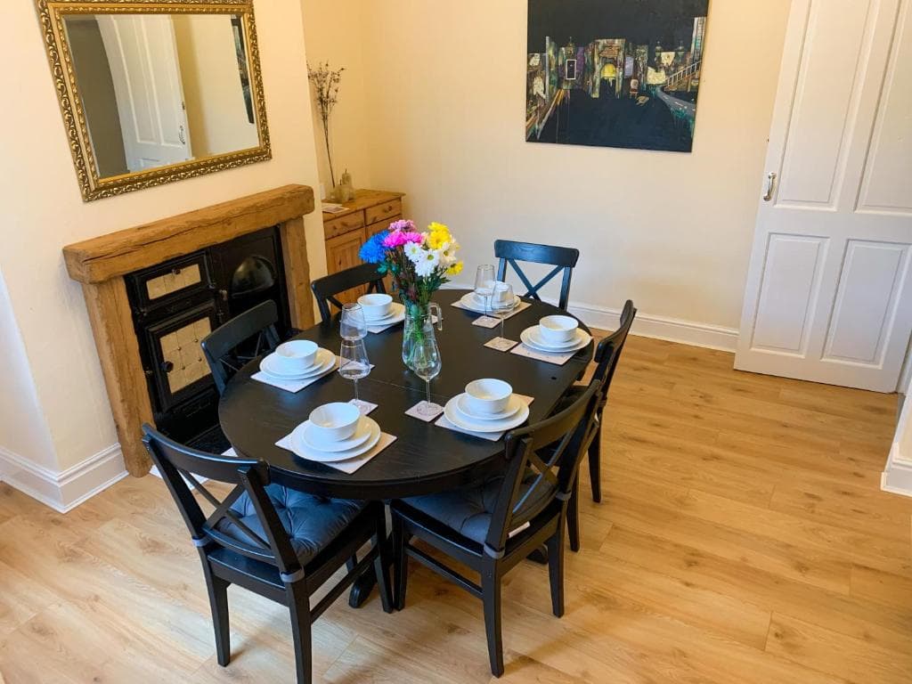 The Neville - Free Parking - York Victorian House - Holiday Home