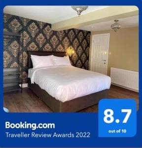 The Black Swan Hotel